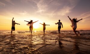 people in recovery enjoying the summer